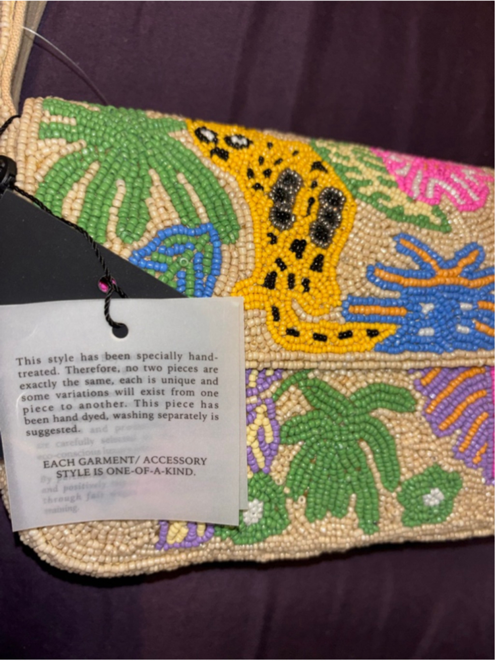 New VIRAL Hand Beaded Perfect Vacation Cheetah Shoulder Bag by America & Beyond - Picture 6 of 11